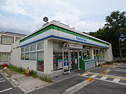 ファミリーマート大阪狭山市役所前（473m）