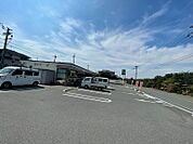 セブン-イレブン 富田林藤沢台7丁目店（111m）