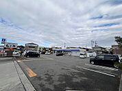 ローソン 堺大野芝店（656m）