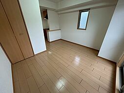 アウローラ冨士 201 2階1Kのリビング/ダイニング