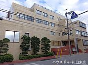 寿康会病院（9:00～12:00、15:00～18:30※科による）内科や外科などを備える地域の救急病院です。急な体調不良の際にも受診しやすく、家族の健康を身近で守る心強い存在です。 330m