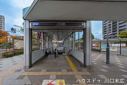川口元郷駅 都心へのアクセスが良好な埼玉高速鉄道の駅で、東京メトロ南北線へ直通も可能。閑静な住宅街に位置し、買い物施設や緑地も多く、ファミリーにも暮らしやすい駅です。 490m