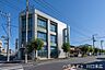 周辺：城北信用金庫 朝日町支店地域密着の「城北信用金庫」が身近にある安心感。日々の入出金はもちろん、資産運用や住宅ローンの相談など、暮らしのパートナーとして頼れる存在です。生活圏内に金融機関がある利便性…