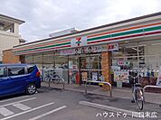 セブンイレブン川口上青木1丁目店24時間営業でいつでも立ち寄れるため、早朝の出勤前や夜間の帰宅時にも安心です。お弁当や日用品の豊富な品揃えがあり、日常のちょっとした買い物に重宝する便利な環境です…