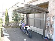 屋根付きサイクルポート