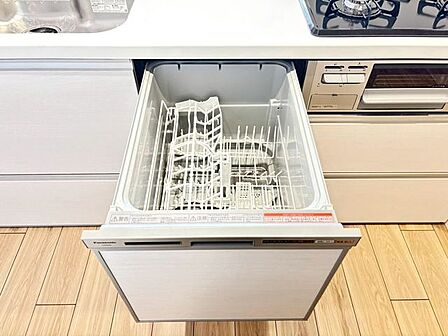 家事の負担を軽減する食洗機付き