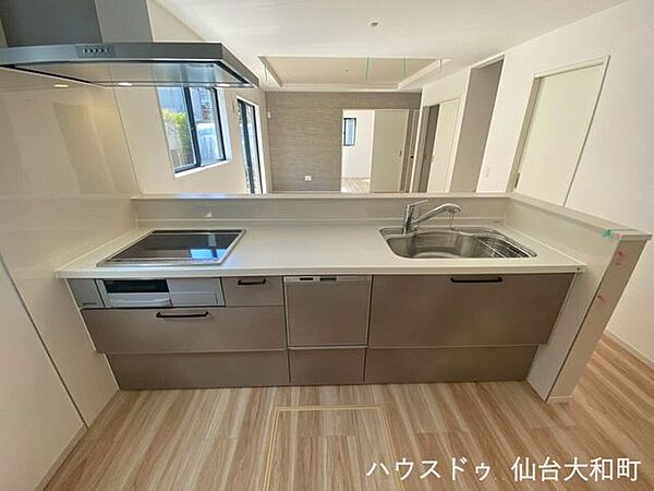 キッチンを拡大表示
