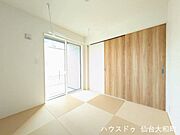 くつろぎの時間やお子さまの遊び場など、あると便利な和室♪