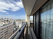 東側バルコニーから南東向きの眺望