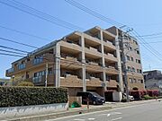 リフォーム内容・クロス張替・1部フローリング張替・トイレ洗面所床張替・キッチンカウンター造作工事・浴室改修・キッチン改修・2重床フローリング（2016年）・トイレ交換・給湯器交換