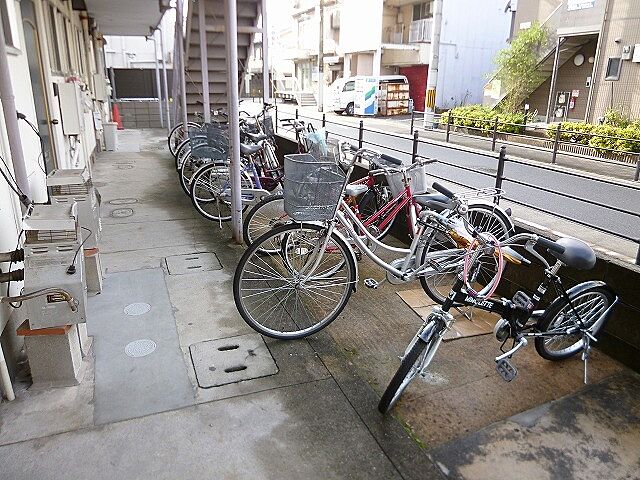 その他