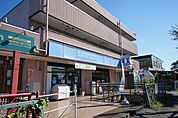 ローソン 町田金井三丁目店（1121m）