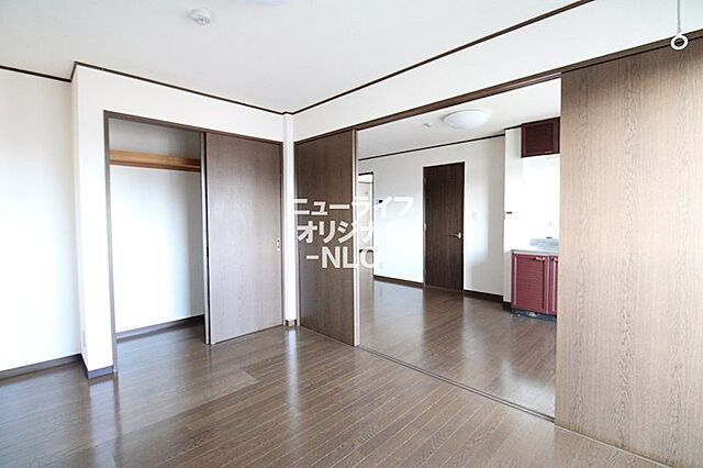 寝室