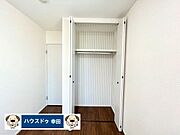 2階：5.7帖洋室のクローゼット