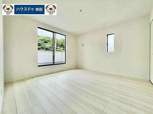 寝室を拡大表示