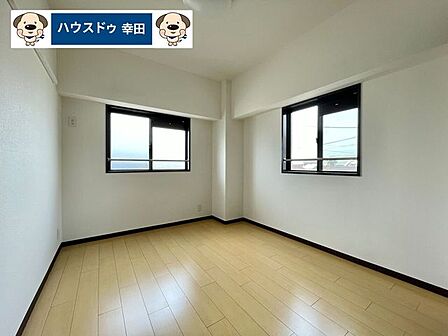 5.74帖の洋室