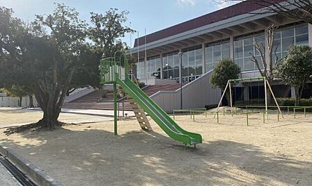 六名公園 740m