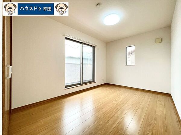 寝室を拡大表示