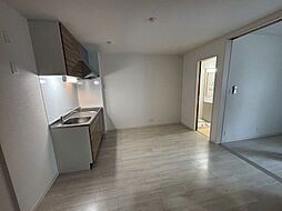 リバーグランデ吹田 2階1LDKのリビング/ダイニング