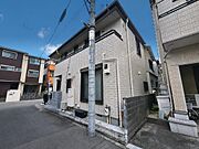 角地ならではの開放感と陽当たりの良さが魅力。風通しも良く、明るく快適な住まいを実現します。