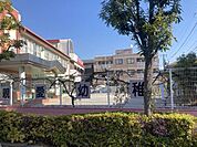 親愛幼稚園 730m