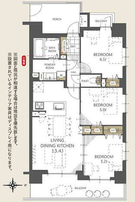 LDKを中心に3つの洋室を配した3LDK。対面式キッチンで家族との会話が弾み、各居室に収納を備えた使いやすい間取りです。