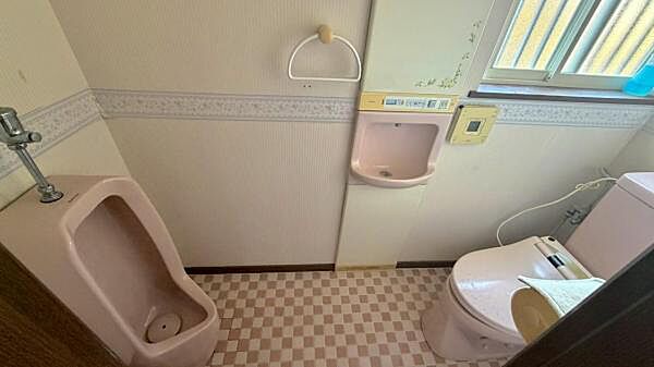 トイレを拡大表示