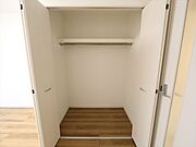 クローゼット（収納充実してます）同仕様写真