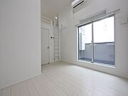 洋室6.2帖　ロフト4.8帖（収納にも寝室にも使用できます）