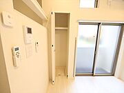クローゼット（収納充実してます）　同仕様写真