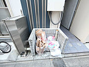 敷地内ゴミ置き場