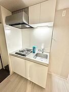 システムキッチン（ガス2口コンロ付）　同仕様写真