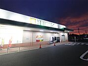 平和堂中小田井店（740m）