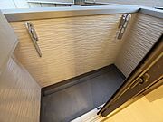 バルコニー　防犯シャッター付
