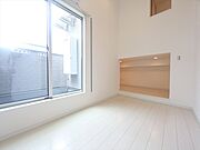 洋室5.1帖　アンダーロフト4.7帖（収納にも使えます）