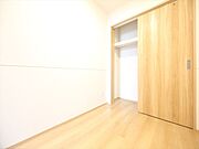 洋室3.3帖　クローゼット付　同仕様写真