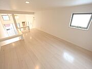 ロフト6.6帖（収納としても寝室としても使えます）