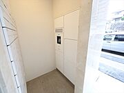 宅配BOX完備