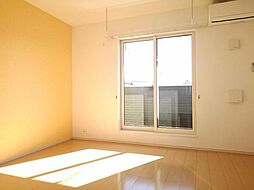 ヴィータ　セレーナＢ 201 2階1LDKのリビング/ダイニング