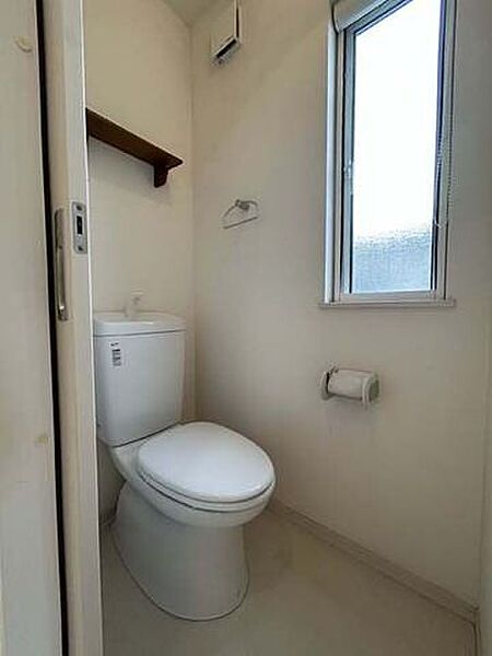 トイレを拡大表示