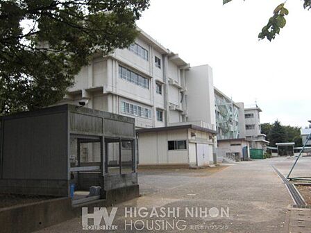 川崎市立三田小学校 徒歩8分。●豊かな人間性を培い、心身ともにたくましく、実践力のある三田の子の育成を目指しています。● 600m