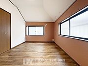 写真や資料だけでは伝わらない、現地ならではの魅力も丁寧にご案内いたします。実際に足を運んで、光や風、周辺環境の心地よさをぜひご体感ください。