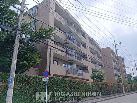 陽当りや通風・仕様設備やお部屋の大きさの比較など...また周辺環境や街並みの様子など、資料には掲載していない情報が現地にはたくさんございます。お気軽にお問い合わせください。