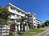 周辺：川崎市立白幡台小学校 徒歩5分。●スローガン「心身ともにたくましく 自ら学ぶ子どもの育成」。校庭が広く子どもたちがのびのび遊んでいます。縦割り活動などで児童たちみんなが仲良しの小学校です● 350m