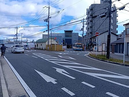 JR向日町駅 580m