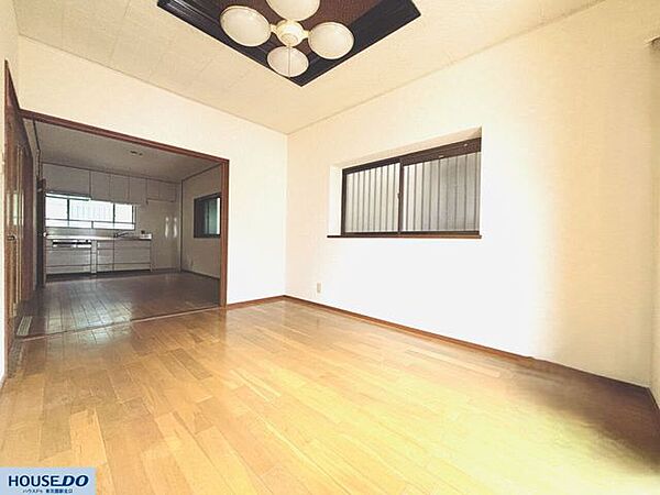 洋室を拡大表示