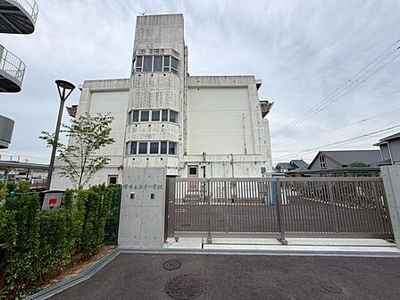 堺市立浜寺小学校 680m