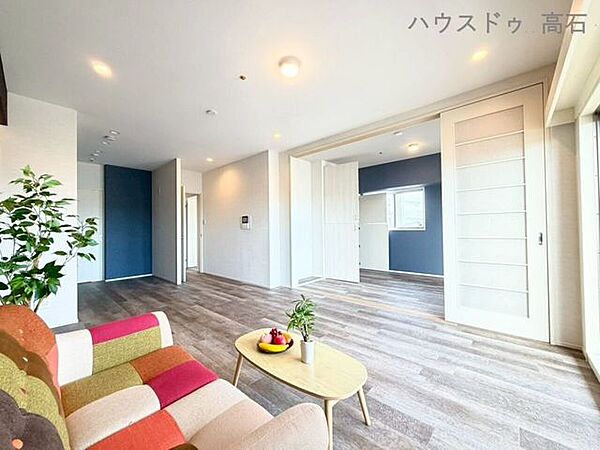リビング/ダイニングを拡大表示