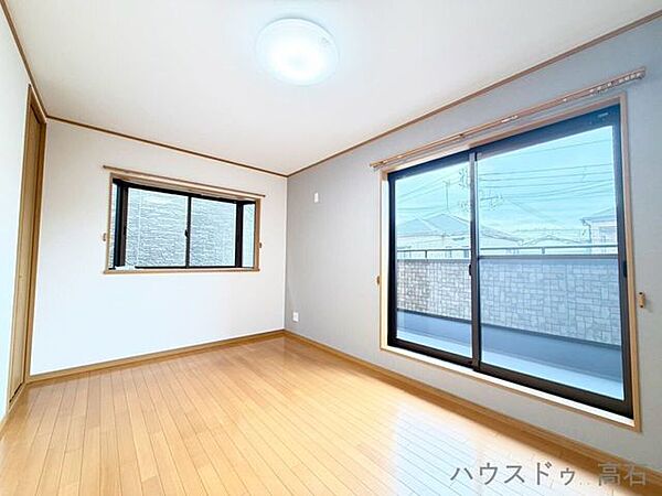 洋室を拡大表示