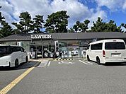 ローソン 浜寺公園店 570m